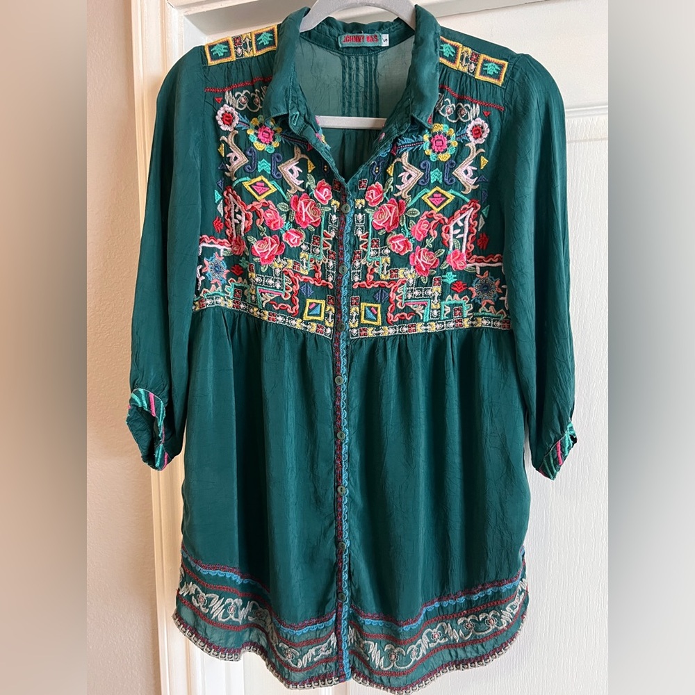 Johnny Was Teal Embroidered Floral Button Down Top Size Small